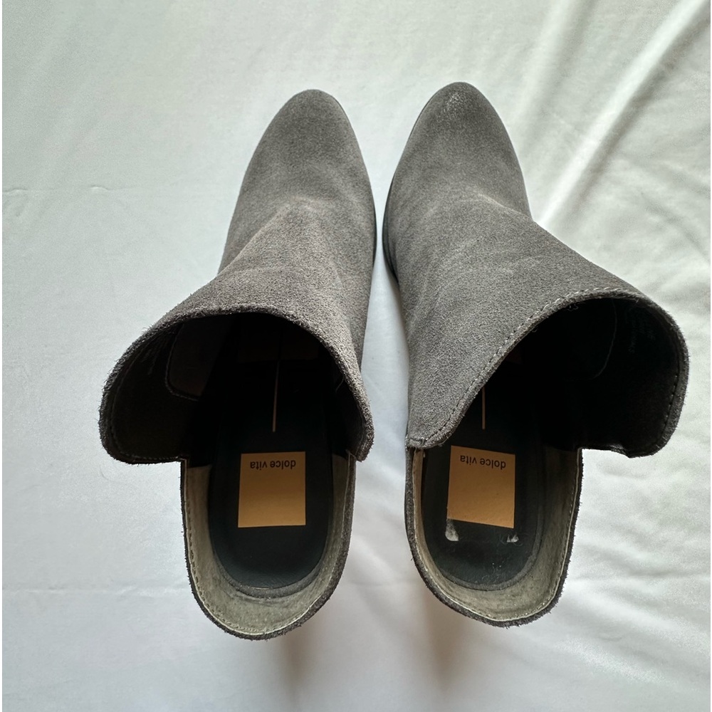 DOLCE VITA // GREY SUEDE BOOTS // SIZE 10